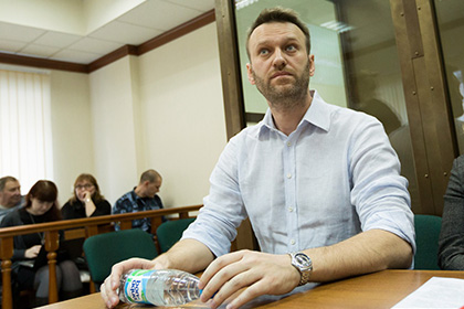 Навальный задумался о путешествии в Крым